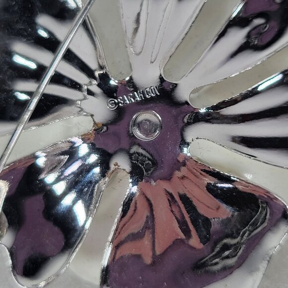 Sarah Coventry Vintage Classic White Flower Brooch & Clip-On Earrings Set - Picture 4 of 8